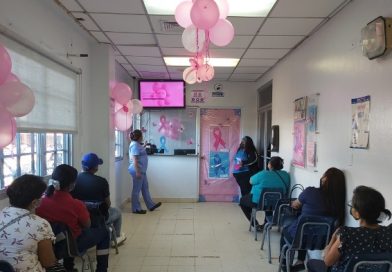 Campaña de la cinta rosa y celeste en la Policlínica Generoso Guardia