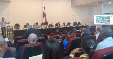 Ejecutivo presenta informe actuarial solicitado por diputados