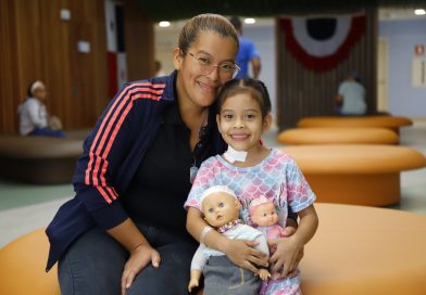 Leah Kamila recibe el alta médica, tras someterse a una compleja cirugía de corazón abierto en Ciudad de la Salud