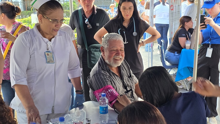 CSS en tu Comunidad llegó a Azuero y realizó más de 400 consultas en el Parque Unión CSS en tu Comunidad llegó a Azuero y realizó más de 400 consultas en el Parque Unión